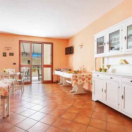 Bed & Breakfast Contemoro 3*